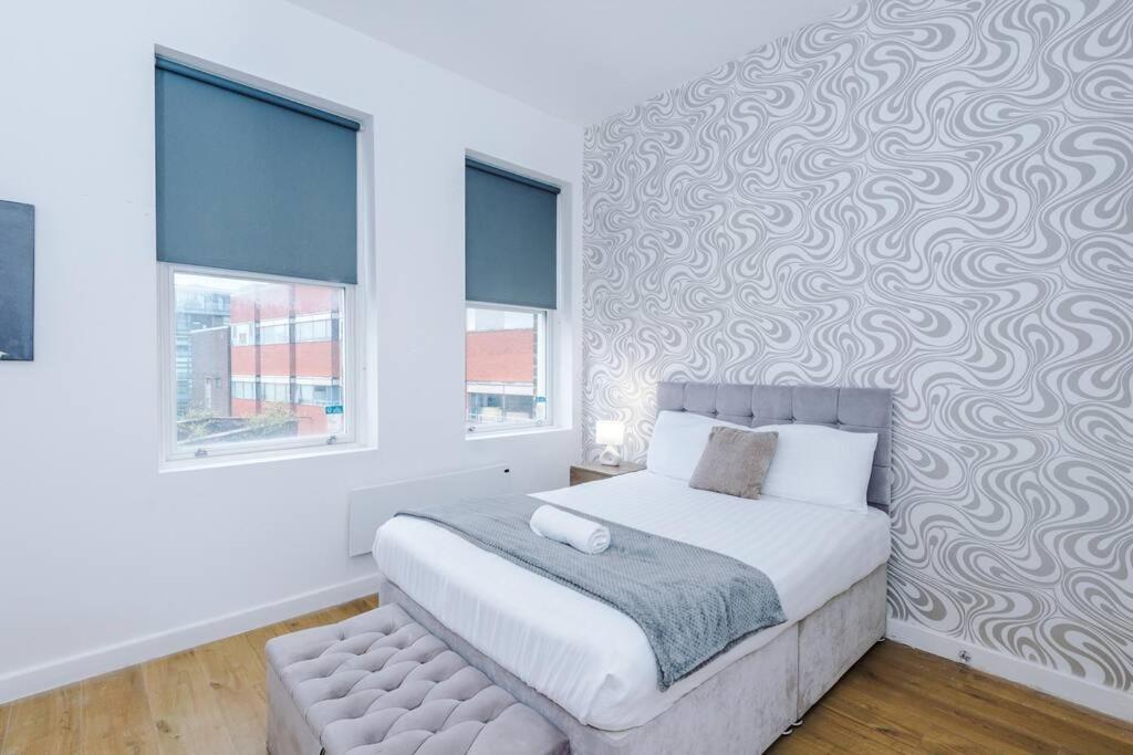 Stylish Apartment Located In The City Centre Of Liverpool Eksteriør billede