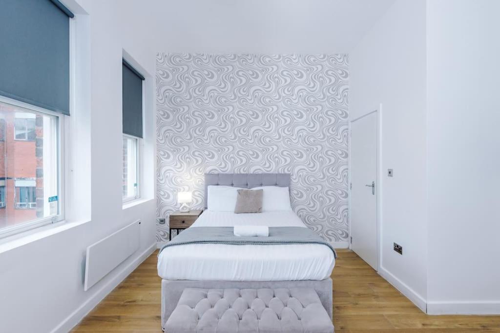 Stylish Apartment Located In The City Centre Of Liverpool Eksteriør billede