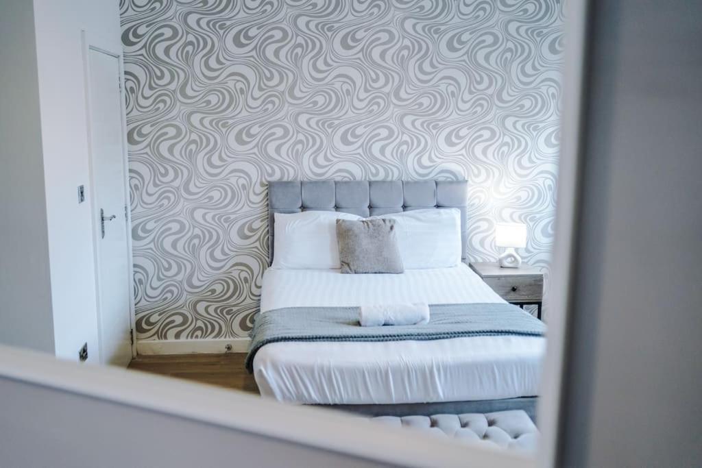 Stylish Apartment Located In The City Centre Of Liverpool Eksteriør billede